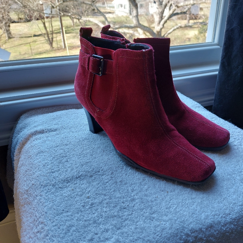 Red booties - Picture 4 of 4